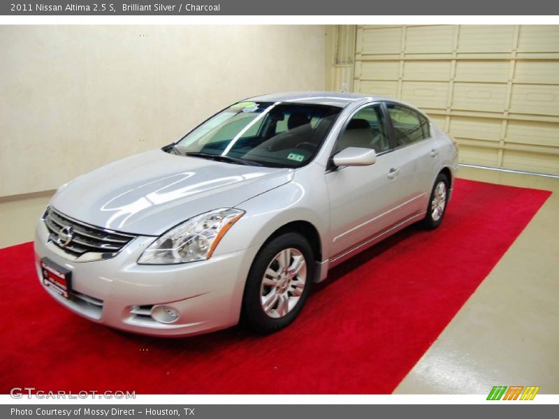 Brilliant Silver / Charcoal 2011 Nissan Altima 2.5 S