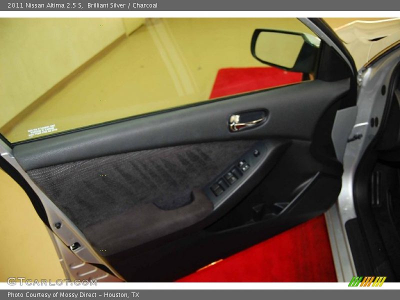 Brilliant Silver / Charcoal 2011 Nissan Altima 2.5 S