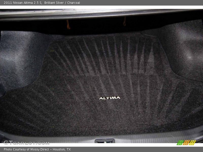 Brilliant Silver / Charcoal 2011 Nissan Altima 2.5 S