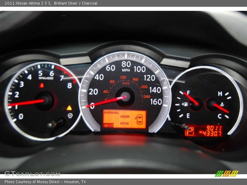 Brilliant Silver / Charcoal 2011 Nissan Altima 2.5 S