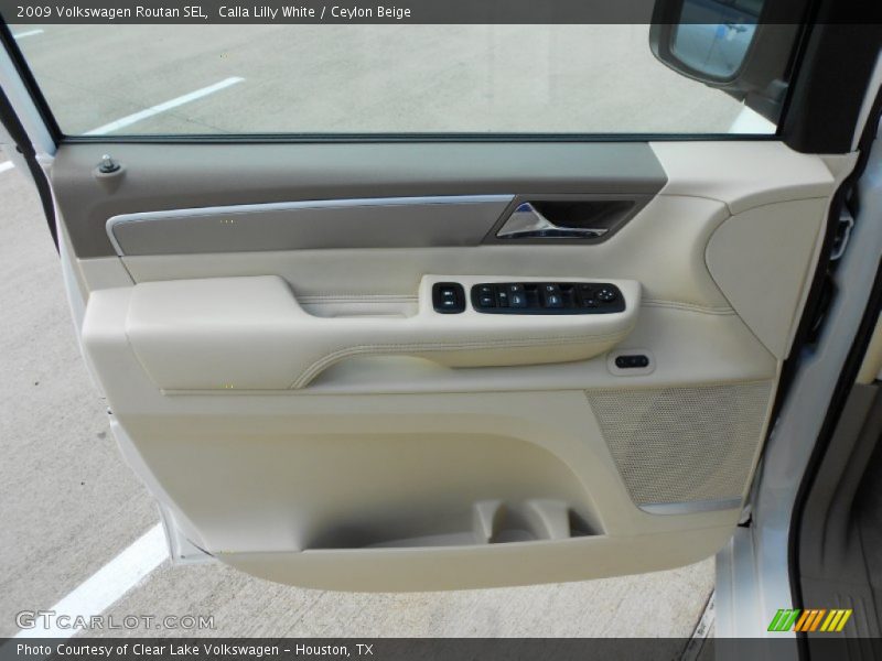 Calla Lilly White / Ceylon Beige 2009 Volkswagen Routan SEL
