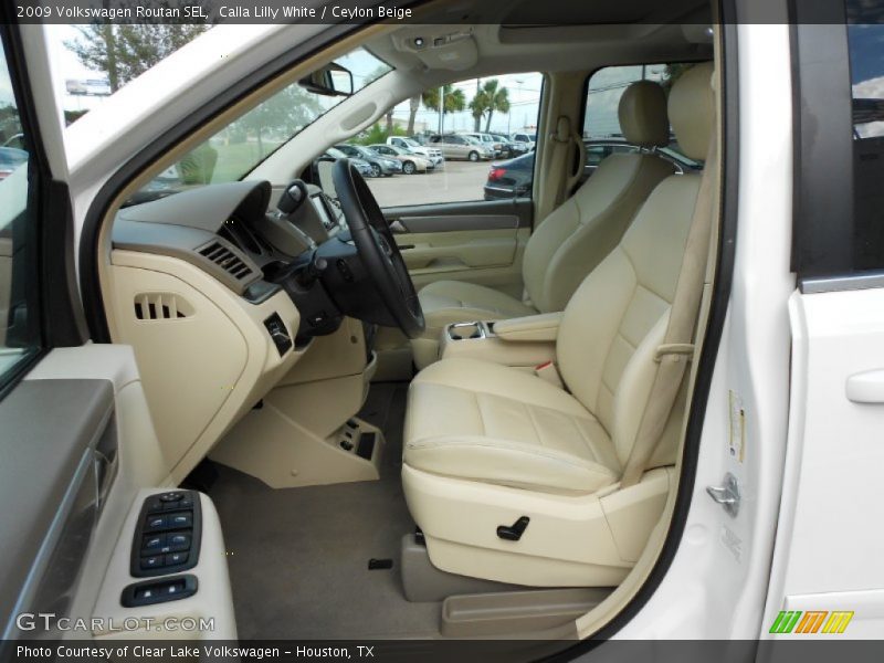  2009 Routan SEL Ceylon Beige Interior