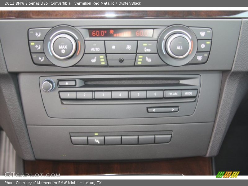 Controls of 2012 3 Series 335i Convertible