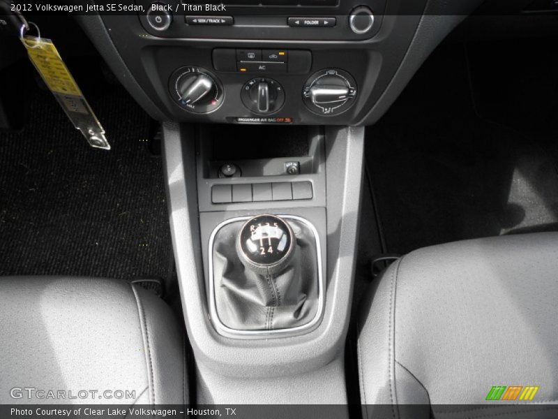 Black / Titan Black 2012 Volkswagen Jetta SE Sedan