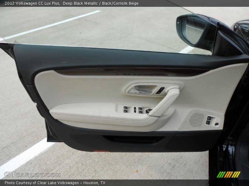 Door Panel of 2012 CC Lux Plus