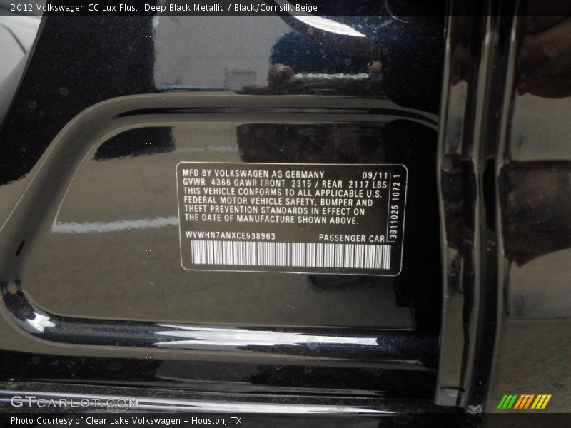Deep Black Metallic / Black/Cornsilk Beige 2012 Volkswagen CC Lux Plus