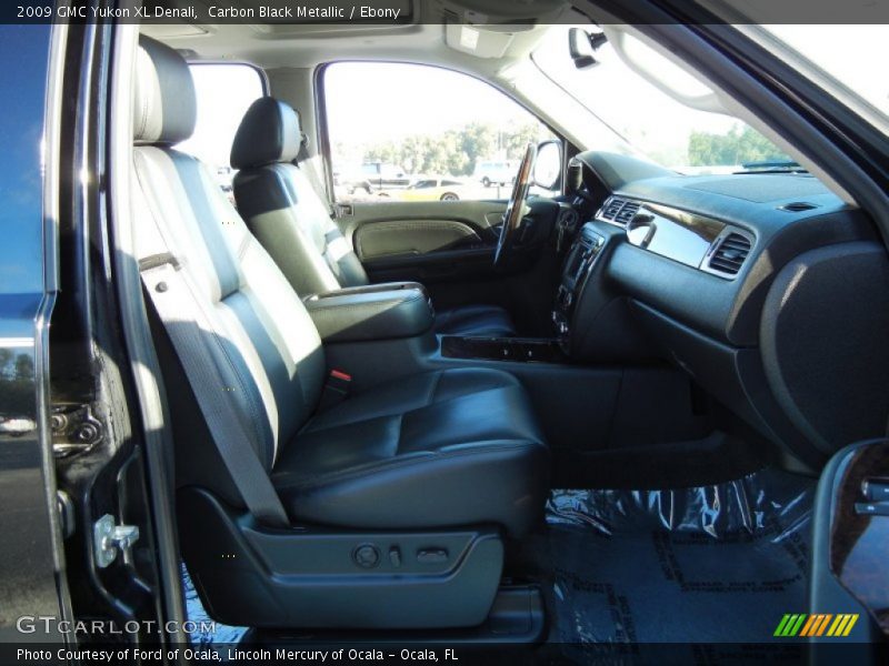  2009 Yukon XL Denali Ebony Interior