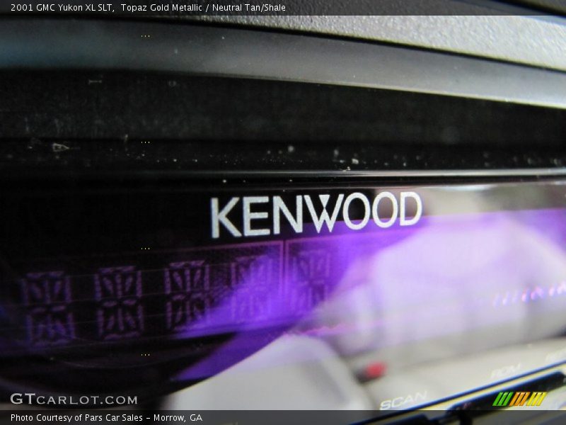 Topaz Gold Metallic / Neutral Tan/Shale 2001 GMC Yukon XL SLT