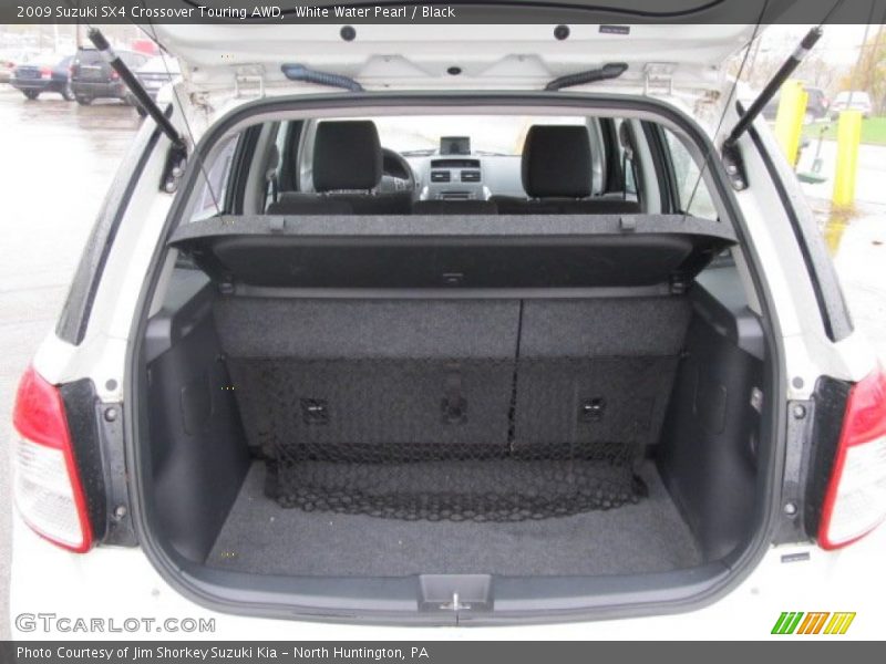 White Water Pearl / Black 2009 Suzuki SX4 Crossover Touring AWD