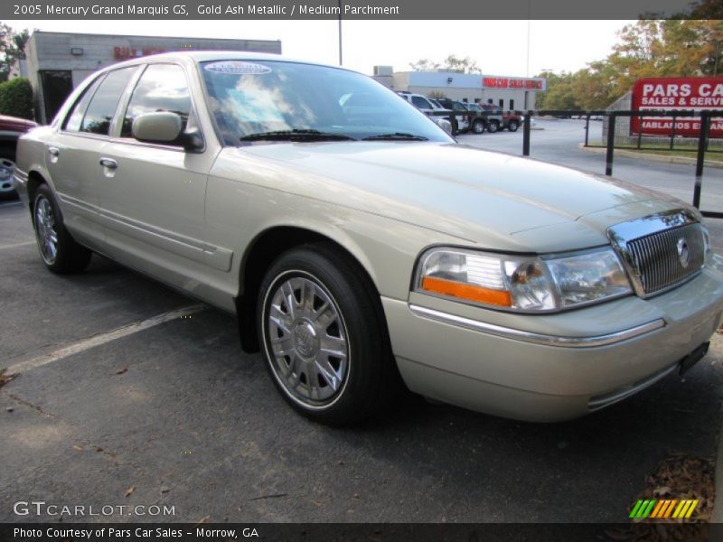 Gold Ash Metallic / Medium Parchment 2005 Mercury Grand Marquis GS