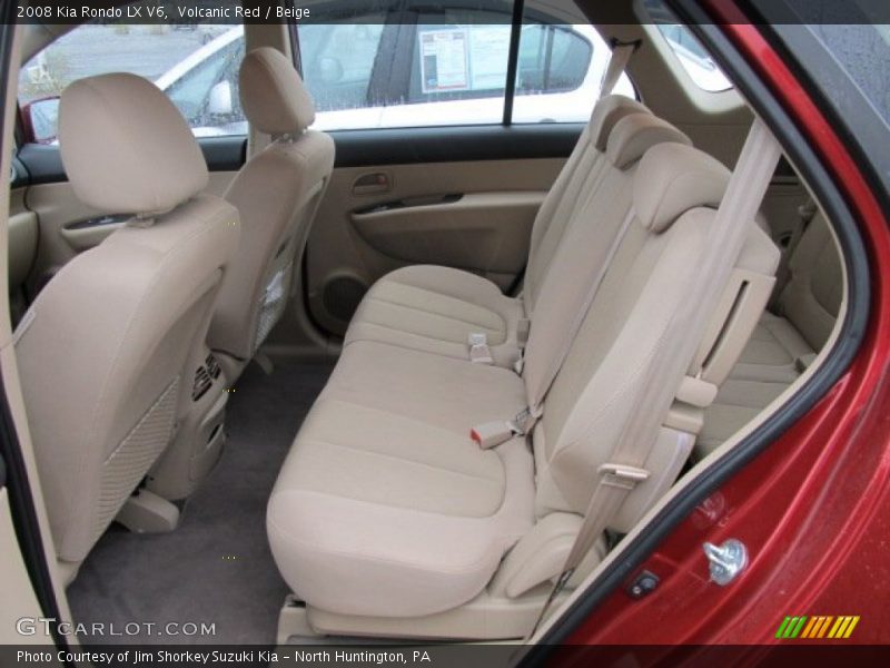 Volcanic Red / Beige 2008 Kia Rondo LX V6
