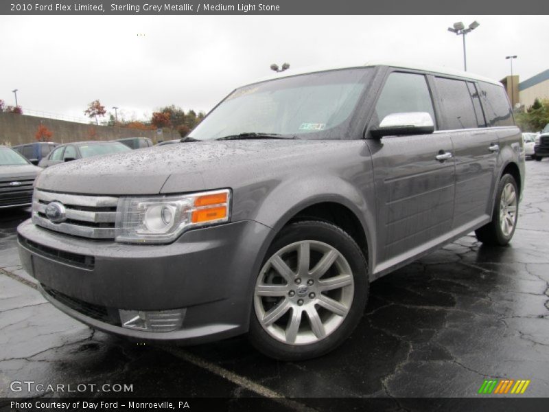 Front 3/4 View of 2010 Flex Limited