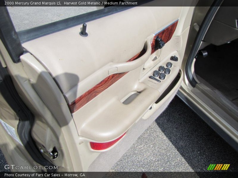 Harvest Gold Metallic / Medium Parchment 2000 Mercury Grand Marquis LS
