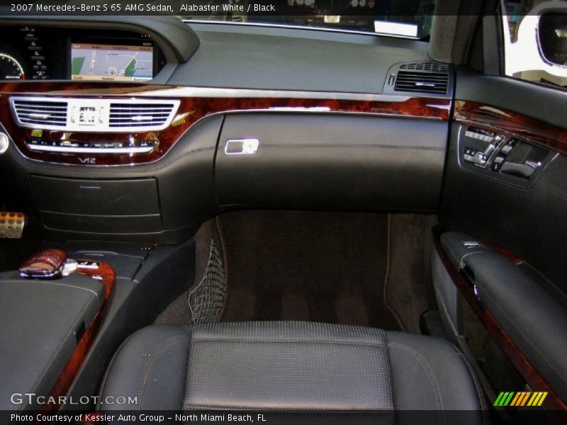 Dashboard of 2007 S 65 AMG Sedan