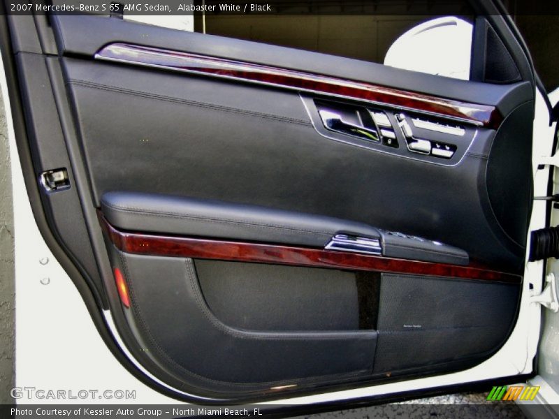 Door Panel of 2007 S 65 AMG Sedan