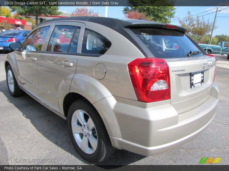 Light Sandstone Metallic / Dark Slate Gray 2010 Dodge Caliber SXT