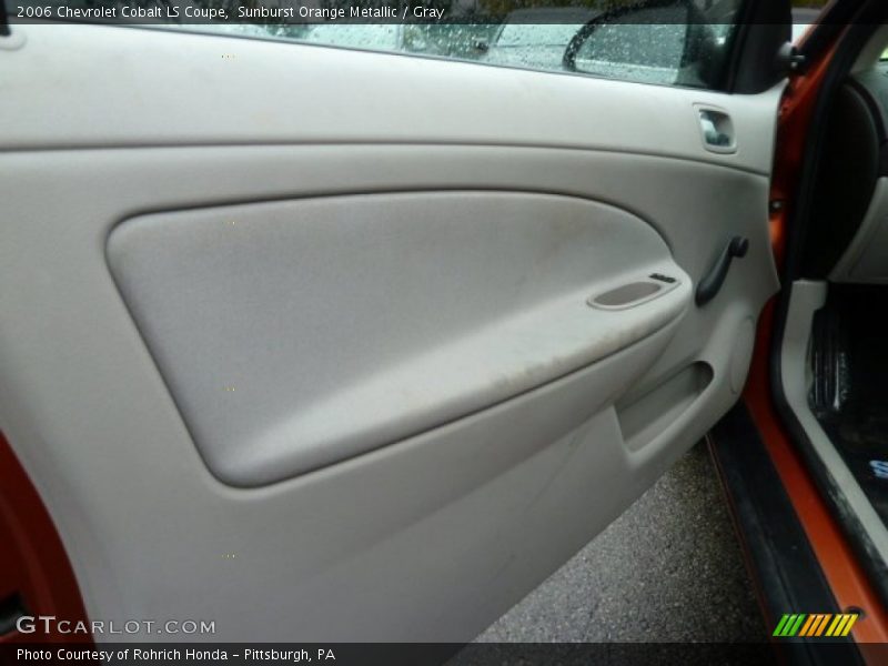 Sunburst Orange Metallic / Gray 2006 Chevrolet Cobalt LS Coupe