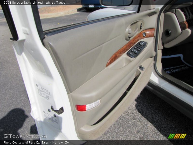 White / Taupe 2001 Buick LeSabre Limited