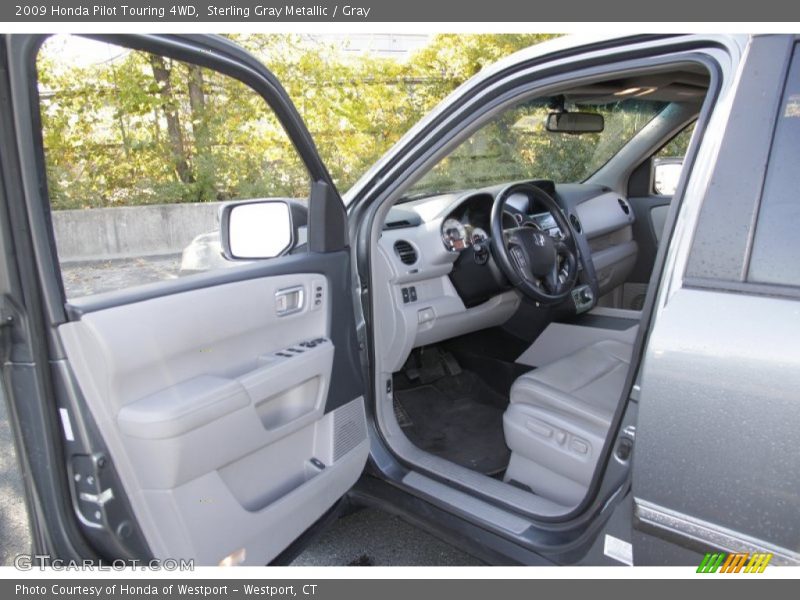 Sterling Gray Metallic / Gray 2009 Honda Pilot Touring 4WD