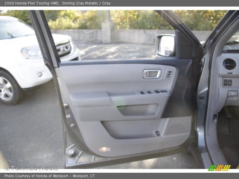 Sterling Gray Metallic / Gray 2009 Honda Pilot Touring 4WD