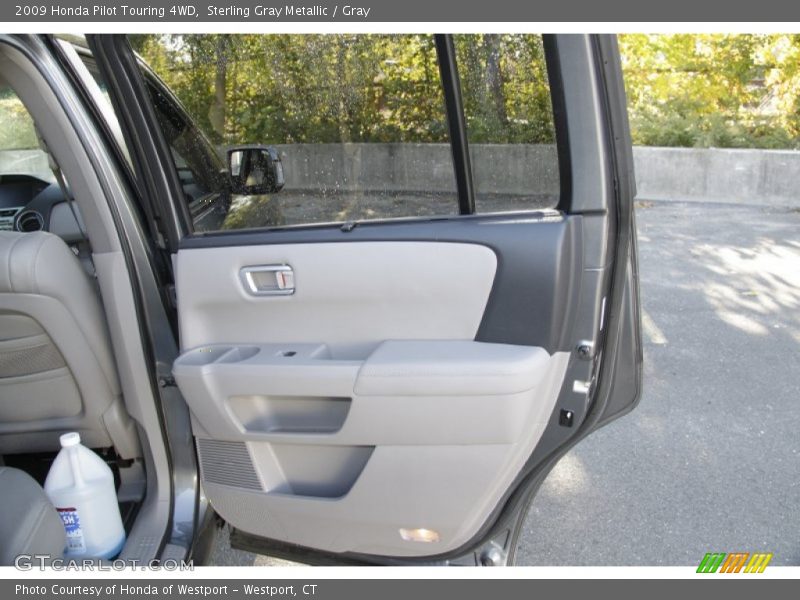 Sterling Gray Metallic / Gray 2009 Honda Pilot Touring 4WD