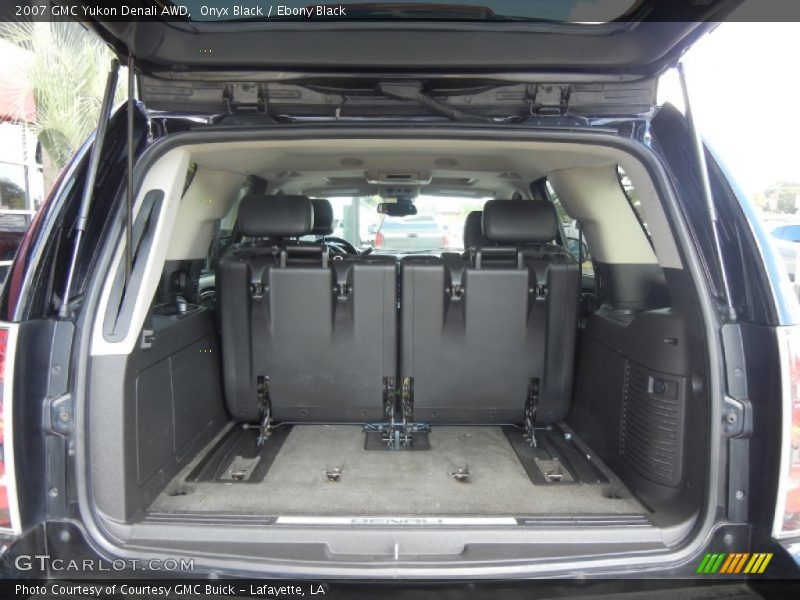 Onyx Black / Ebony Black 2007 GMC Yukon Denali AWD