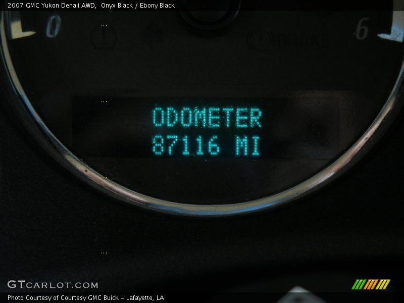 Onyx Black / Ebony Black 2007 GMC Yukon Denali AWD