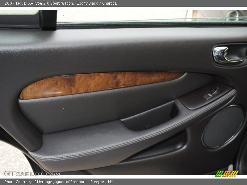Door Panel of 2007 X-Type 3.0 Sport Wagon