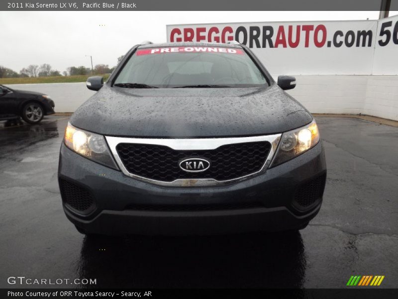 Pacific Blue / Black 2011 Kia Sorento LX V6