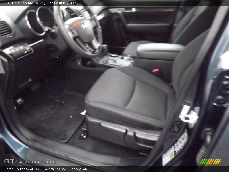 Pacific Blue / Black 2011 Kia Sorento LX V6