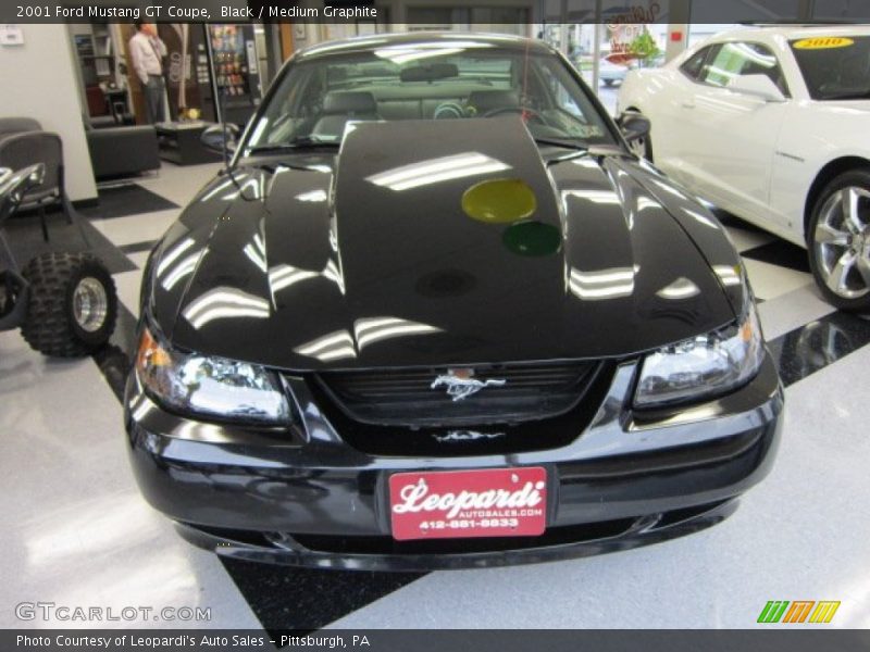 Black / Medium Graphite 2001 Ford Mustang GT Coupe