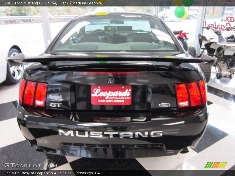 Black / Medium Graphite 2001 Ford Mustang GT Coupe