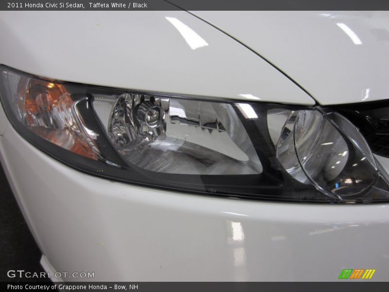 Taffeta White / Black 2011 Honda Civic Si Sedan