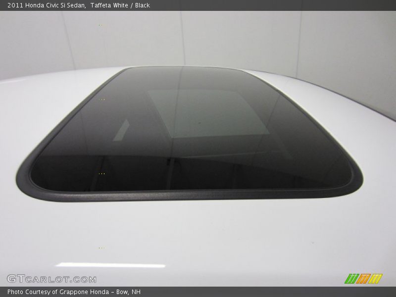 Taffeta White / Black 2011 Honda Civic Si Sedan