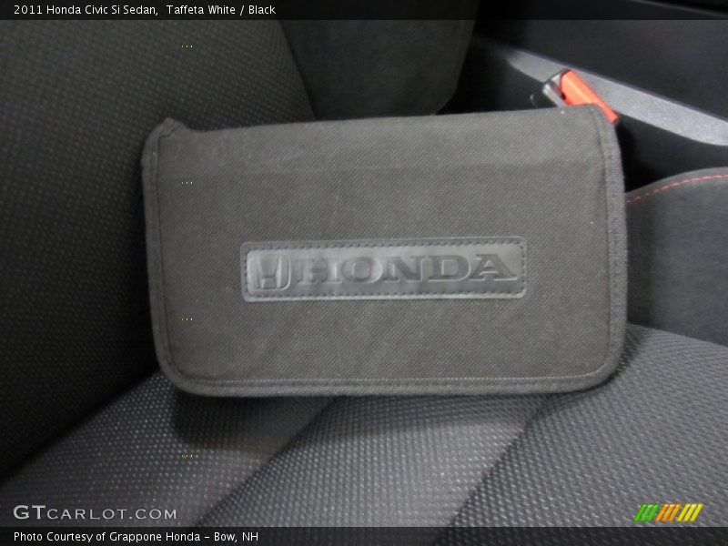 Taffeta White / Black 2011 Honda Civic Si Sedan