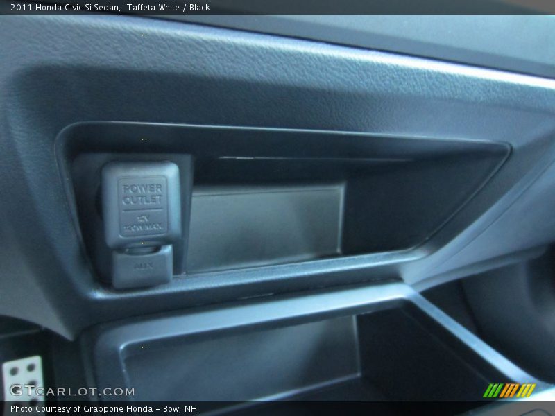 Taffeta White / Black 2011 Honda Civic Si Sedan