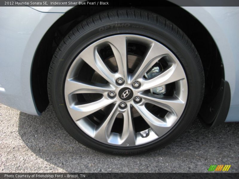 Iridescent Silver Blue Pearl / Black 2012 Hyundai Sonata SE