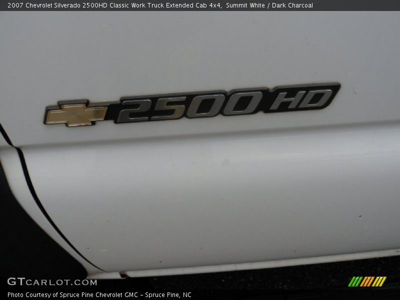 Summit White / Dark Charcoal 2007 Chevrolet Silverado 2500HD Classic Work Truck Extended Cab 4x4