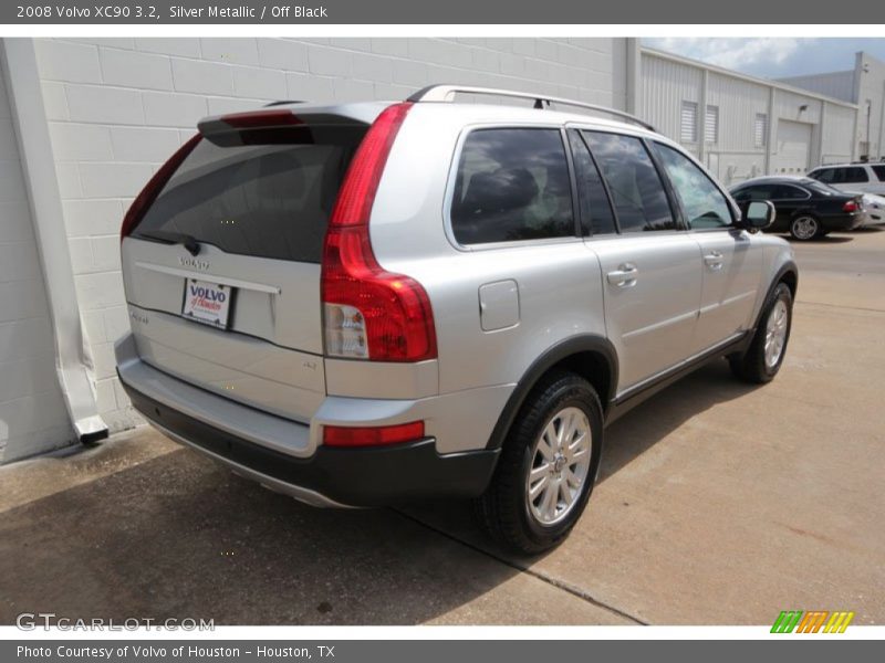 Silver Metallic / Off Black 2008 Volvo XC90 3.2