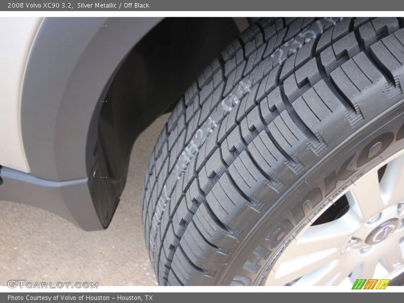 Silver Metallic / Off Black 2008 Volvo XC90 3.2