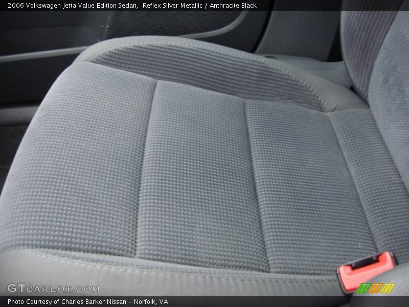 Reflex Silver Metallic / Anthracite Black 2006 Volkswagen Jetta Value Edition Sedan