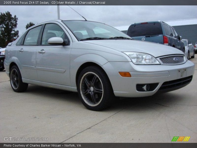 CD Silver Metallic / Charcoal/Charcoal 2005 Ford Focus ZX4 ST Sedan