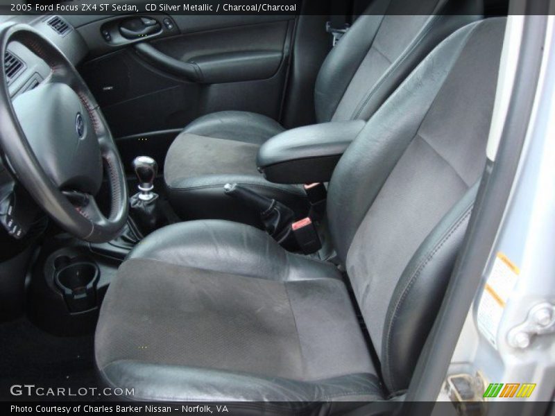  2005 Focus ZX4 ST Sedan Charcoal/Charcoal Interior