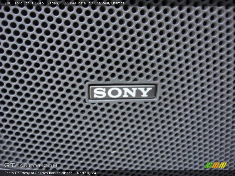 CD Silver Metallic / Charcoal/Charcoal 2005 Ford Focus ZX4 ST Sedan
