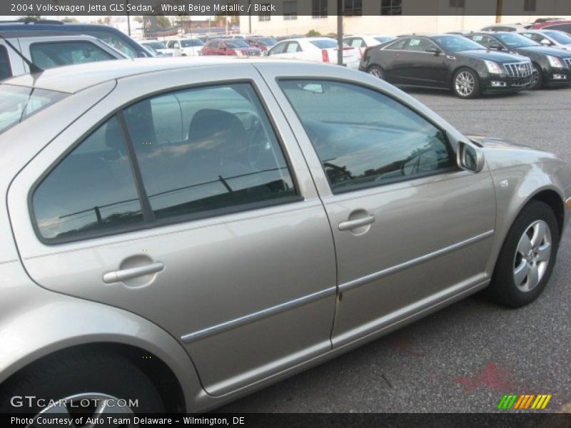 Wheat Beige Metallic / Black 2004 Volkswagen Jetta GLS Sedan