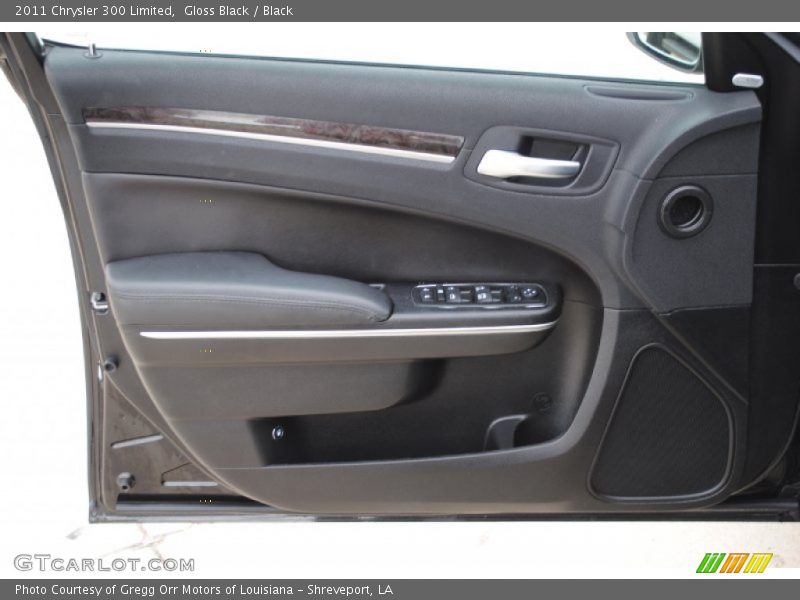 Gloss Black / Black 2011 Chrysler 300 Limited