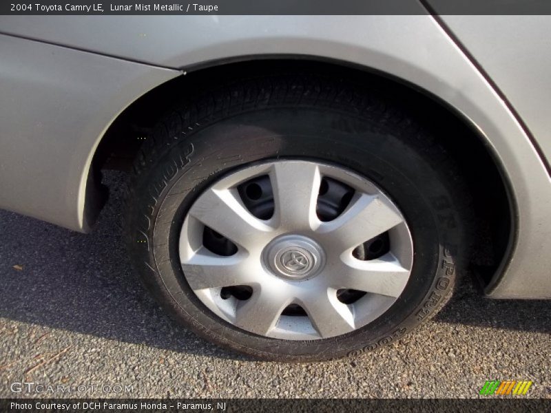 Lunar Mist Metallic / Taupe 2004 Toyota Camry LE