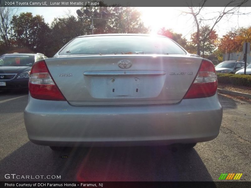 Lunar Mist Metallic / Taupe 2004 Toyota Camry LE