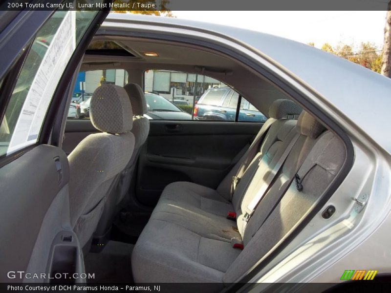 Lunar Mist Metallic / Taupe 2004 Toyota Camry LE