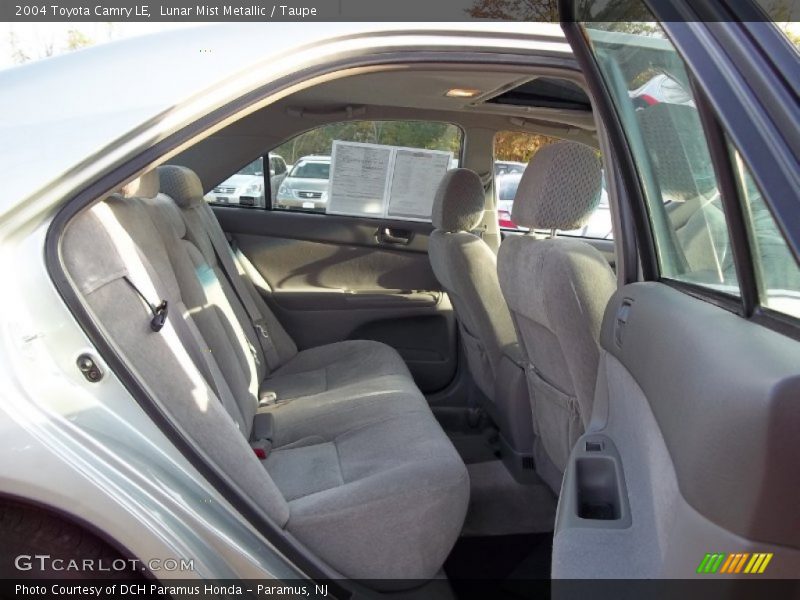 Lunar Mist Metallic / Taupe 2004 Toyota Camry LE